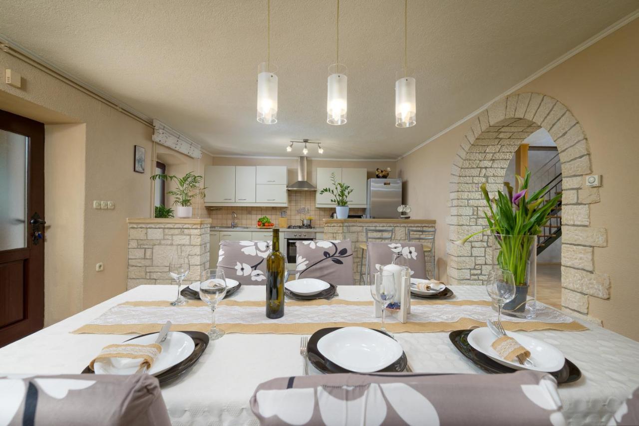 Holiday Apartment Ariella Krizanici 外观 照片