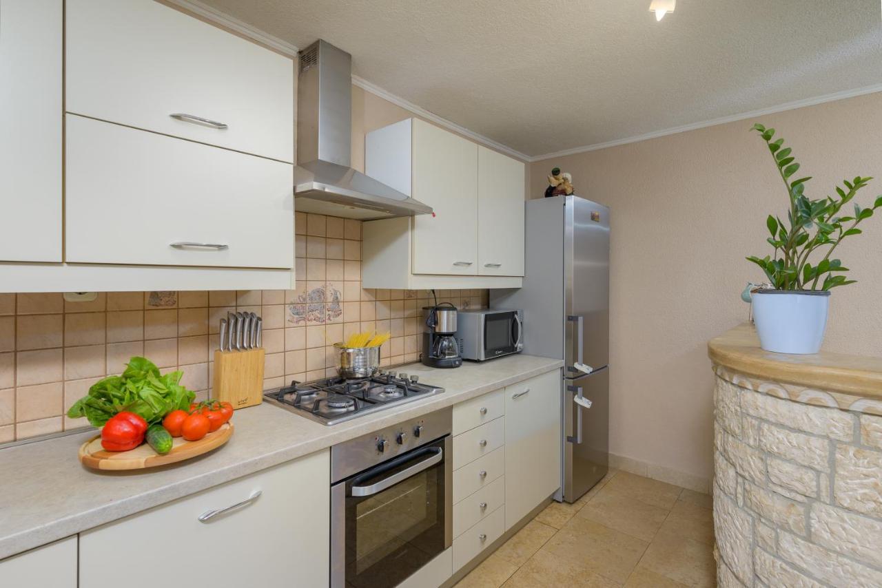 Holiday Apartment Ariella Krizanici 外观 照片